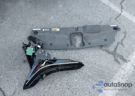 2024 Toyota Grand Highlander Xle from USA, damaged, VIN 5TDAAAB55RS051553